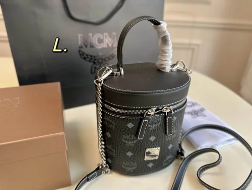 11 Michael Kors New Other Designer Bags Luxury Collection