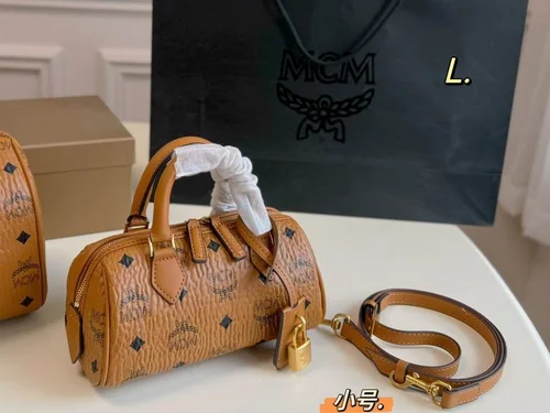 11 Michael Kors New Other Designer Bags Luxury Collection