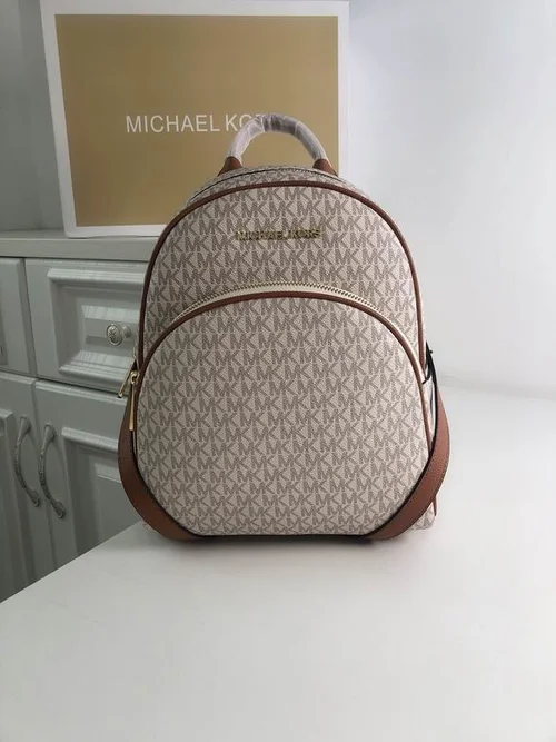 11 Michael Kors New Backpack Medium Women Luxury Signature Canvas