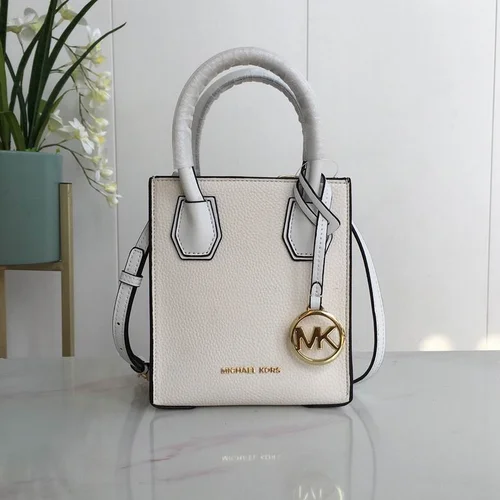11 Michael Kors New Large Tote Bag Women Luxury Signature Canvas