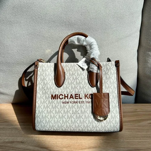 11 Michael Kors New Large Tote Bag Women Luxury Signature Canvas