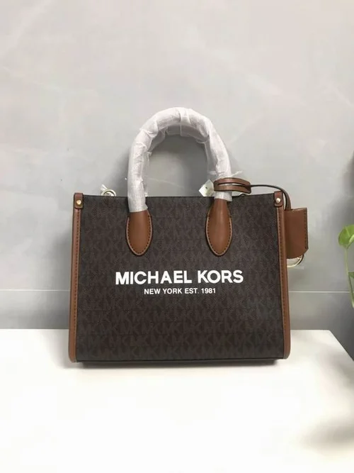 11 Michael Kors New Large Tote Bag Women Luxury Signature Canvas
