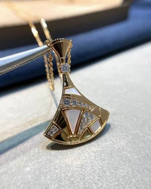 Bvlgari Jewelry Bvlgari necklace