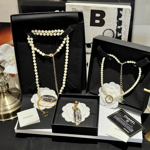 Chanel Jewelry Chanel suits