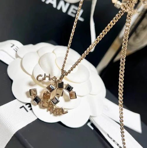 Chanel Jewelry Chanel suits