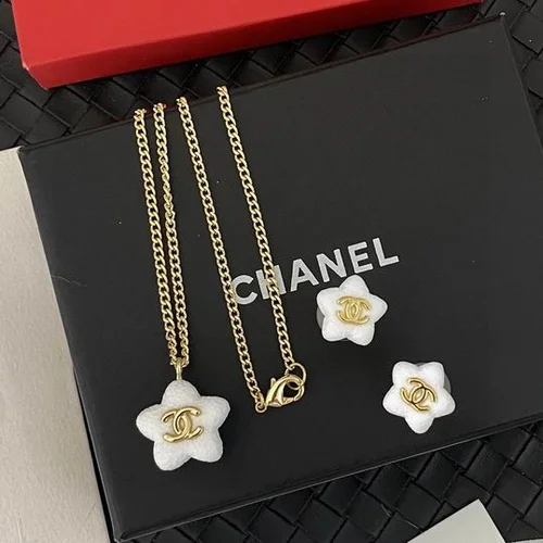 Chanel Jewelry Chanel suits