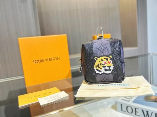 Key Ring LV  keyring