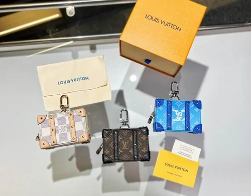 Key Ring LV  keyring