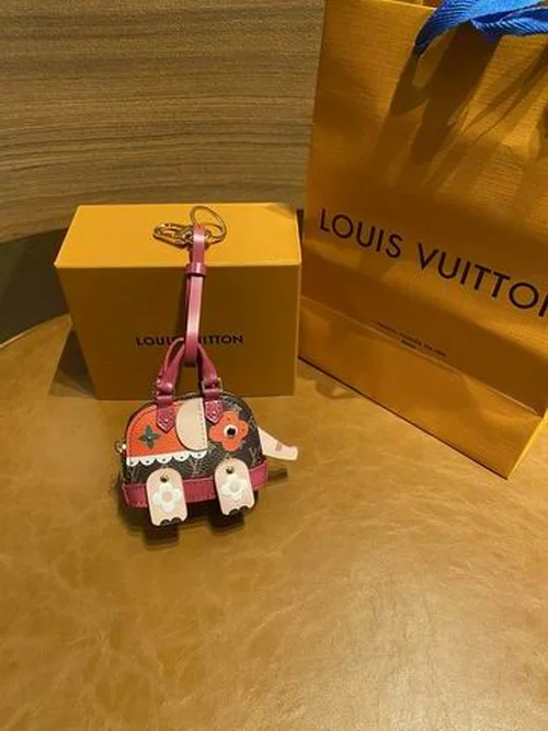 Key Ring LV  keyring
