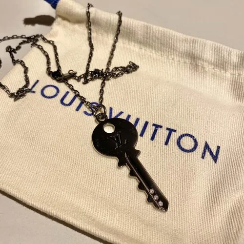 Key Ring LV  keyring