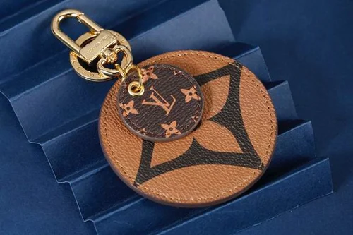 Key Ring LV  keyring