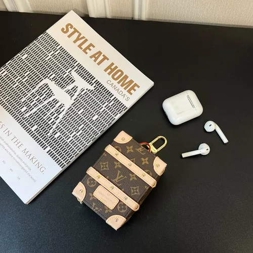 Key Ring LV  keyring