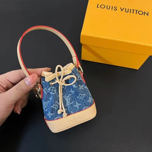 Key Ring LV  keyring
