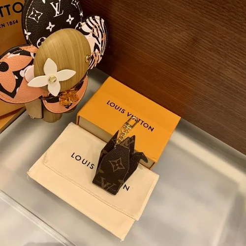 Key Ring LV  keyring