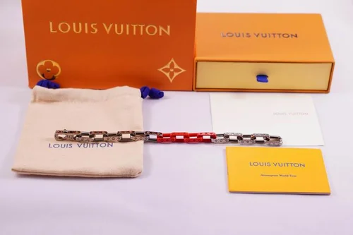 LV Jewelry LV Suits