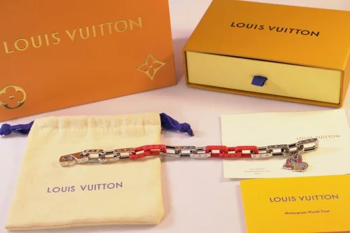LV Jewelry LV Suits