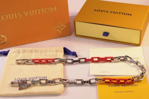 LV Jewelry LV Suits