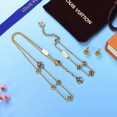 LV Jewelry LV Suits