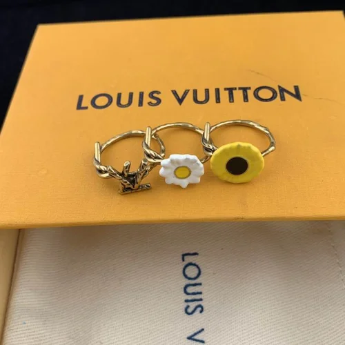 LV Jewelry LV Suits