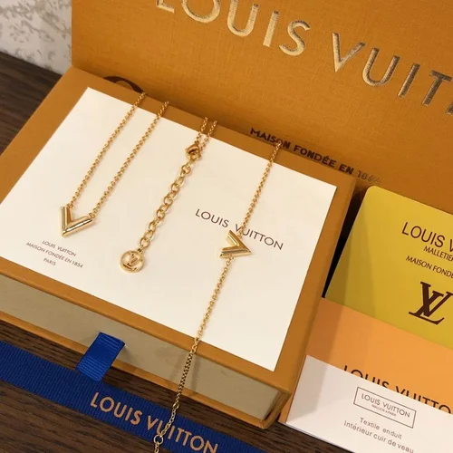 LV Jewelry LV Suits