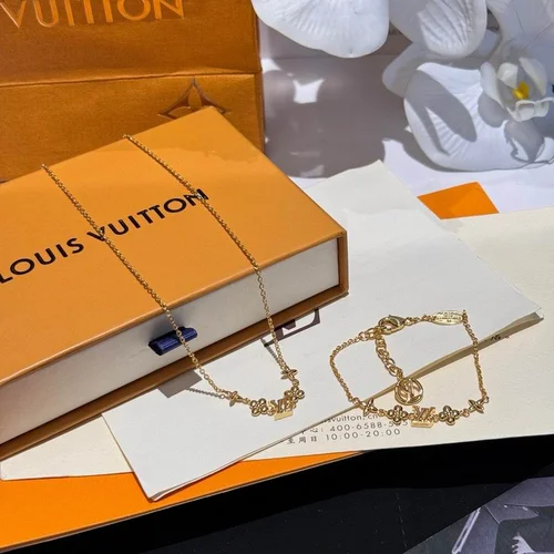 LV Jewelry LV Suits