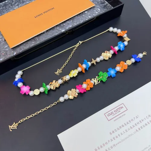 LV Jewelry LV Suits