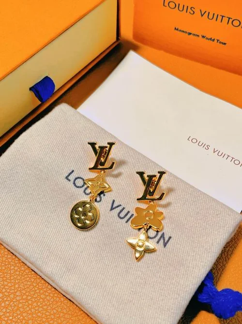 LV Jewelry LV Suits
