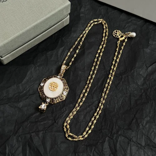 McQueen Jewelry McQueen necklace