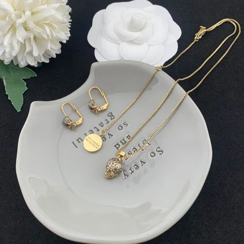 McQueen Jewelry McQueen suits