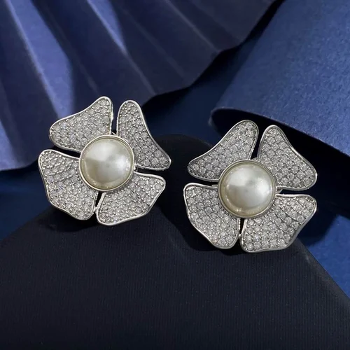 Valentino Jewelry Valentino earring