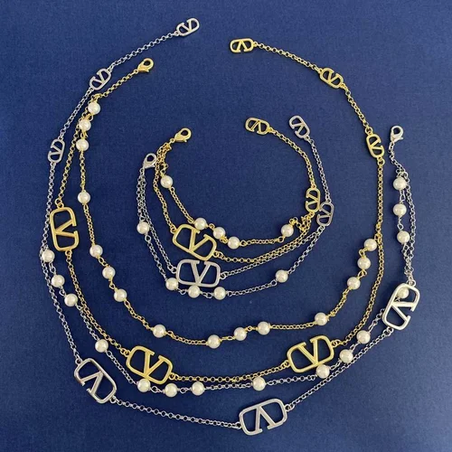 Valentino Jewelry Valentino suits