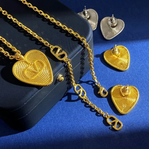 Valentino Jewelry Valentino suits