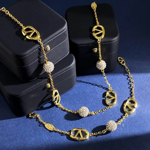 Valentino Jewelry Valentino suits