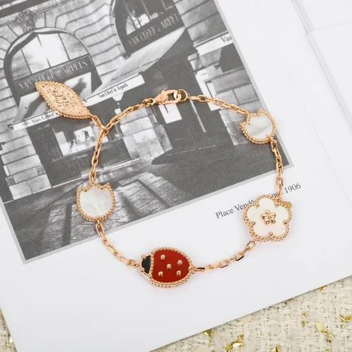 Van Cleef & Arpels Van Cleef & Arpels bracelet