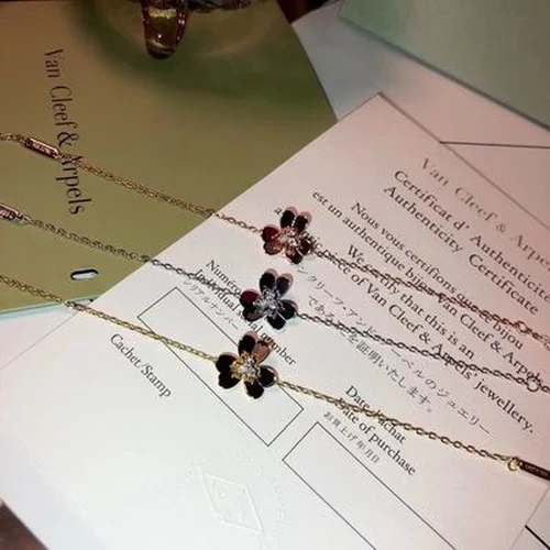 Van Cleef & Arpels Van Cleef & Arpels bracelet