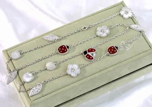 Van Cleef & Arpels Van Cleef & Arpels bracelet