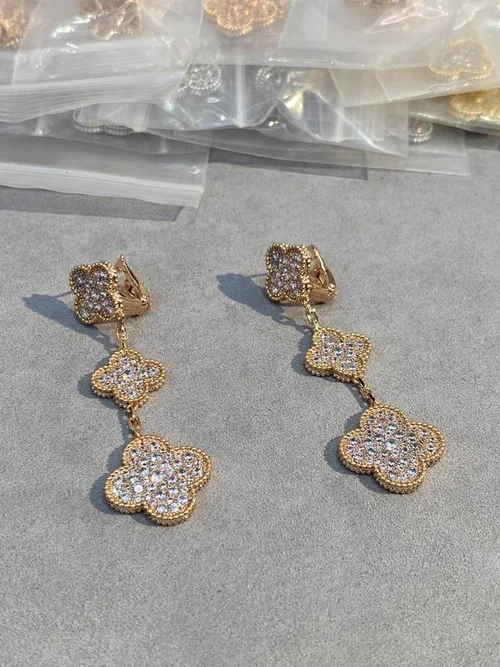 Van Cleef & Arpels Van Cleef& Arpels Earring