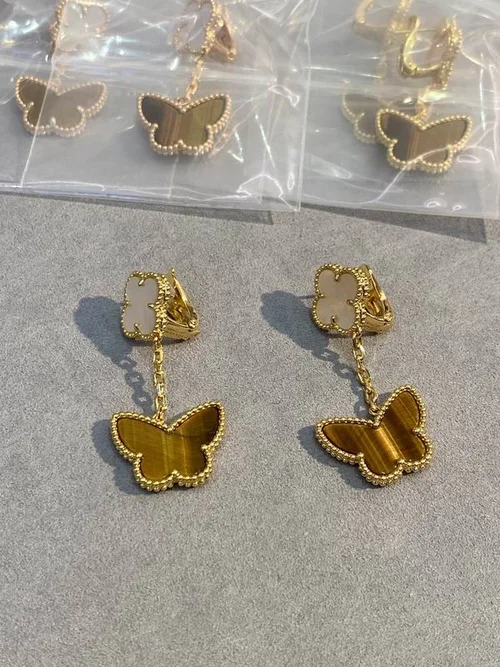 Van Cleef & Arpels Van Cleef& Arpels Earring