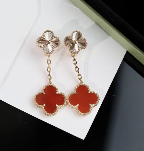 Van Cleef & Arpels Van Cleef& Arpels Earring