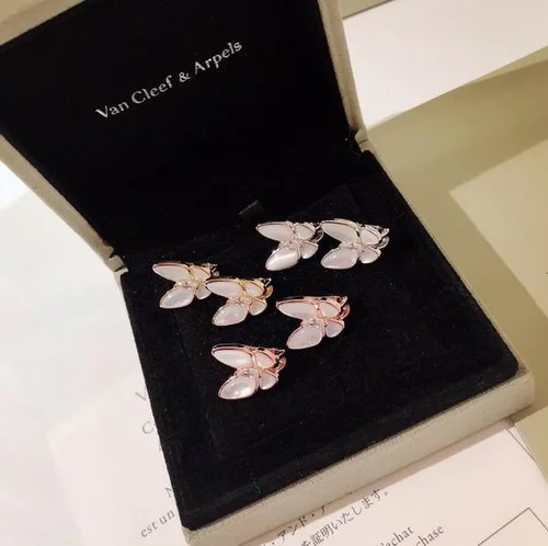 Van Cleef & Arpels Van Cleef& Arpels Earring