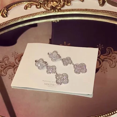 Van Cleef & Arpels Van Cleef& Arpels Earring