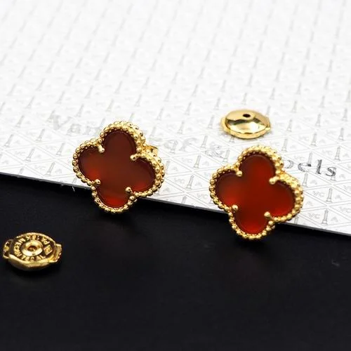Van Cleef & Arpels Van Cleef& Arpels Earring