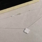 Van Cleef & Arpels Van Cleef & Arpels necklace