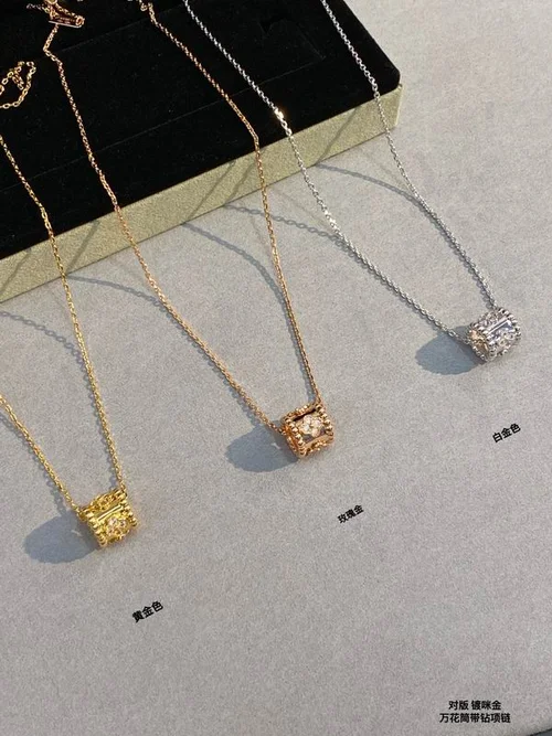 Van Cleef & Arpels Van Cleef & Arpels necklace