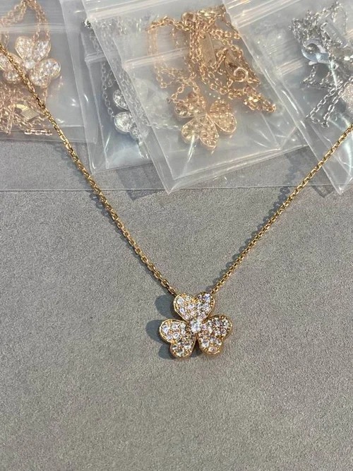 Van Cleef & Arpels Van Cleef & Arpels necklace