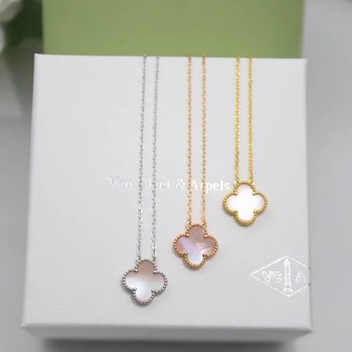 Van Cleef & Arpels Van Cleef & Arpels necklace