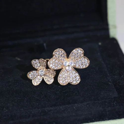 Van Cleef & Arpels Van Cleef & Arpels ring