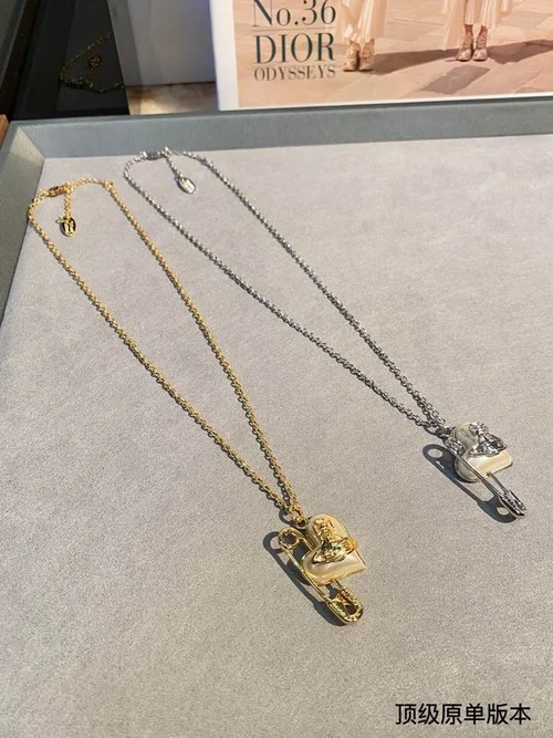 Vividness Westwood  Jewelry Vividness Westwood necklace