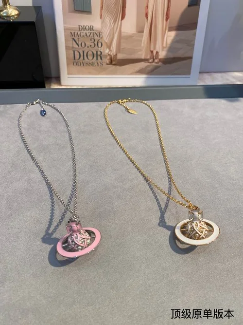 Vividness Westwood  Jewelry Vividness Westwood necklace