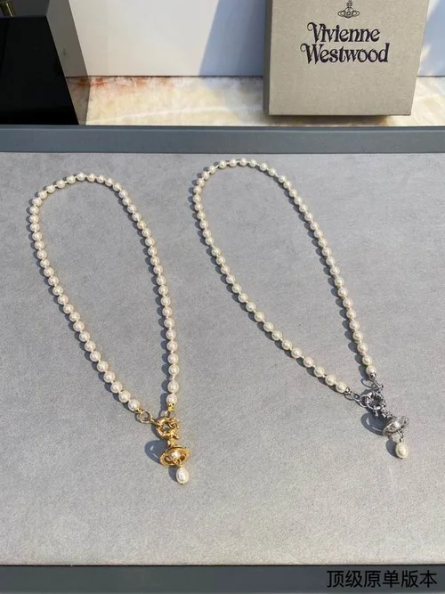 Vividness Westwood  Jewelry Vividness Westwood necklace